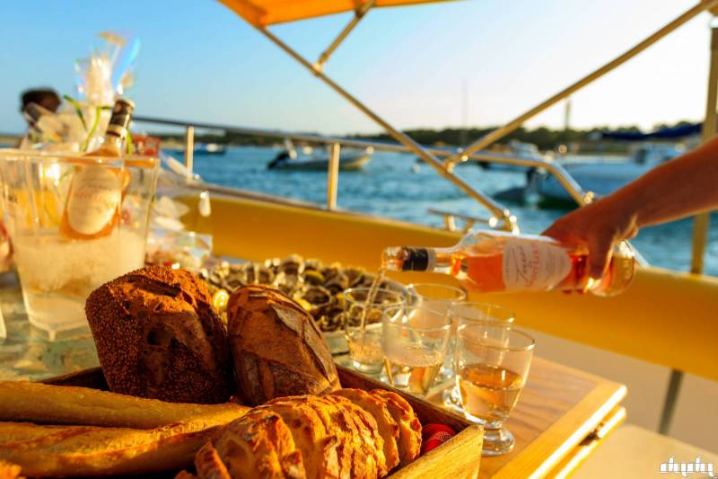 Balade en bateau avec repas à bord sur le bassin d'Arcachon